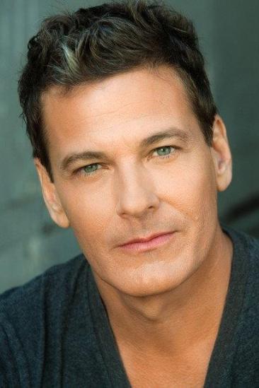 Adam Storke Image