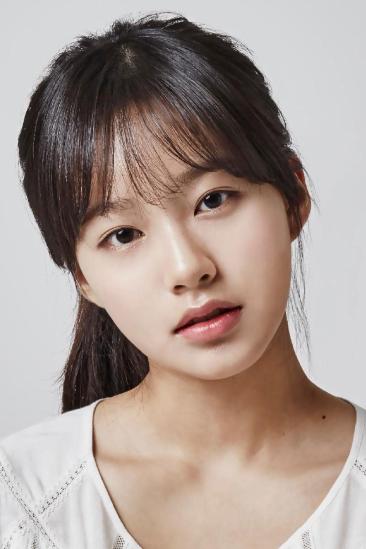 Park You-na Image