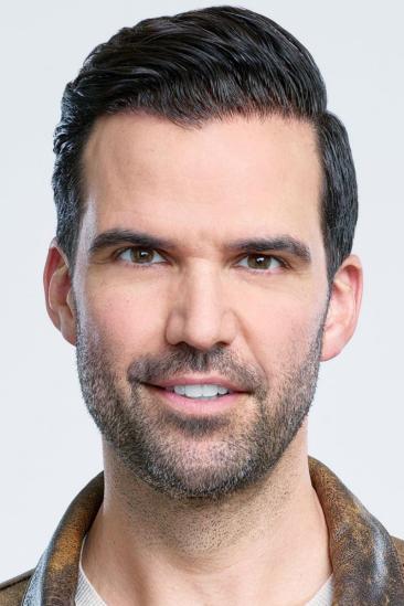 Benjamin Ayres Image