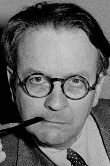 Raymond Chandler Image