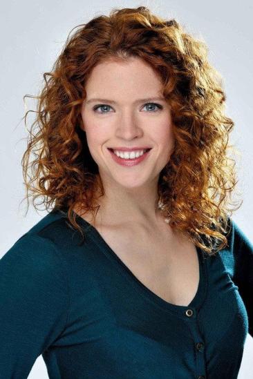 Janina Isabell Batoly Image