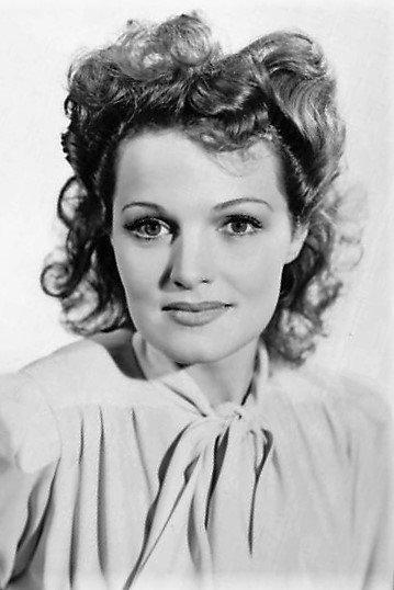 Linden Travers Image