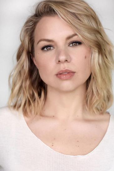 Ali Liebert Image