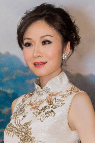 Crystal J. Huang Image