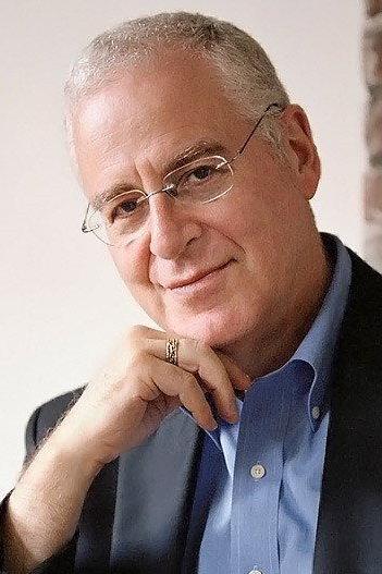 Ron Chernow Image