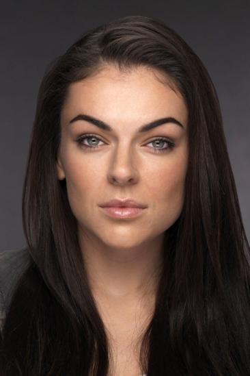Serinda Swan Image