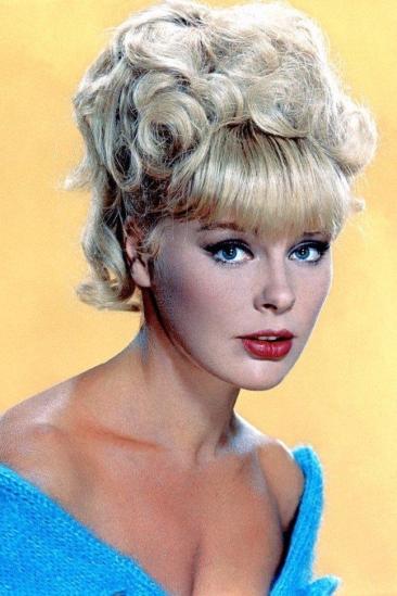 Elke Sommer Image