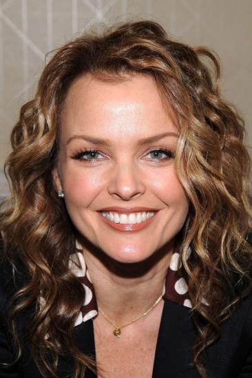 Dina Meyer Image