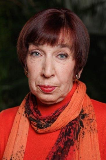 Anne Paluver Image