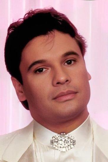 Juan Gabriel Image