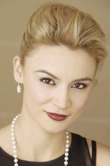 Samaire Armstrong Image