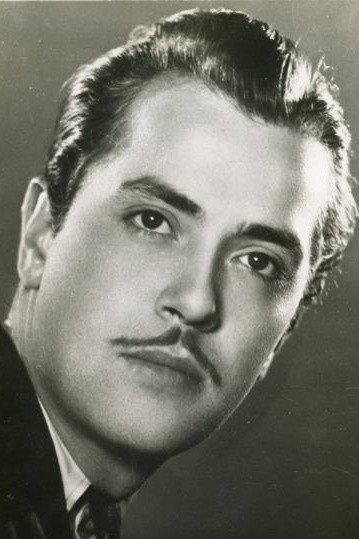 Gyula Benkő Image
