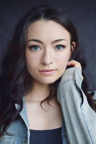 Jodelle Ferland Image