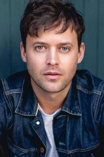 Oliver Ackland Image