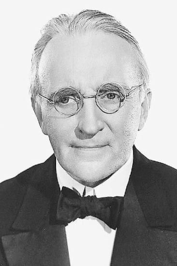 Wyndham Standing Image