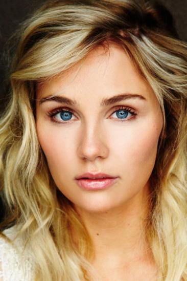 Clare Bowen Image