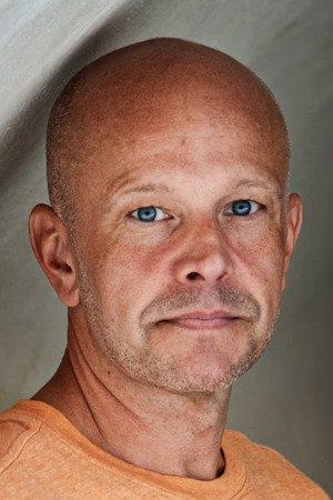 Fredrik Hallgren Image