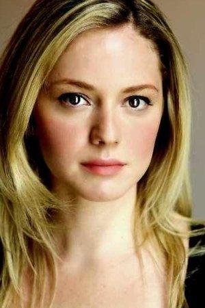 Mia Topalian Image