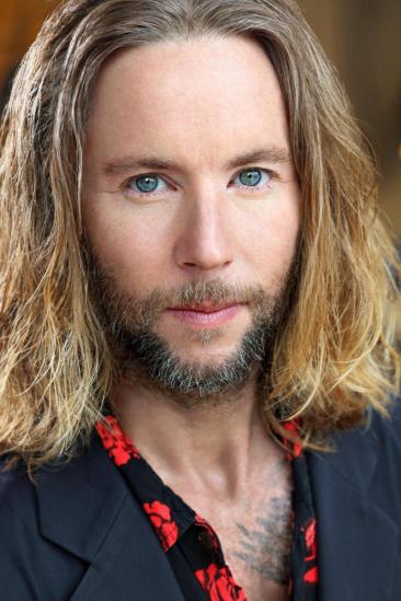 Greg Cipes Image