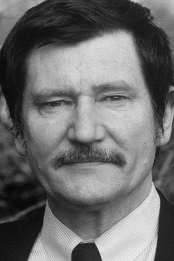 Maurice Barrier Image