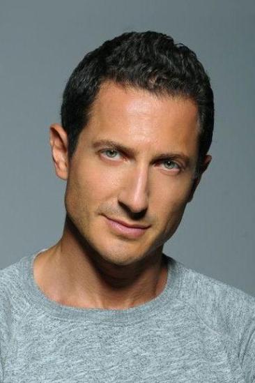 Sasha Roiz Image