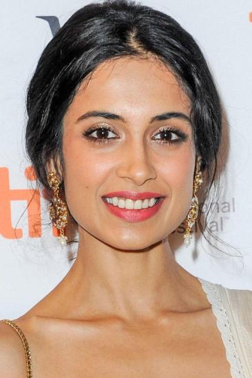 Sarah-Jane Dias Image