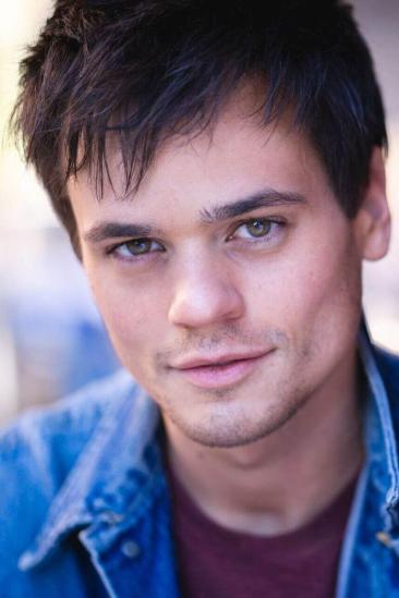 Aaron Dalla Villa Image