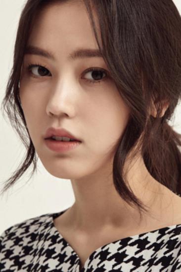 Choi Ri Image