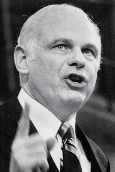Paul Hellyer Image