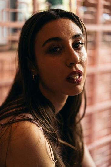 Madeleine Martin Image