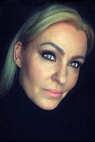 Julie Nicholson Image