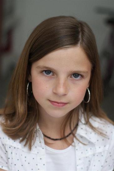 Esther Valding Image