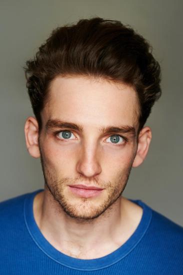 Laurie Davidson Image