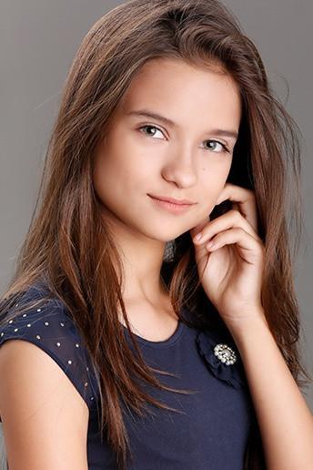 Vitória Magalhães Image