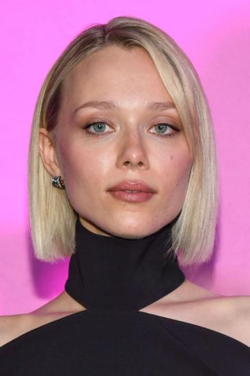 Ivanna Sakhno Image