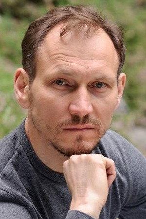 Peter Nikolas Image