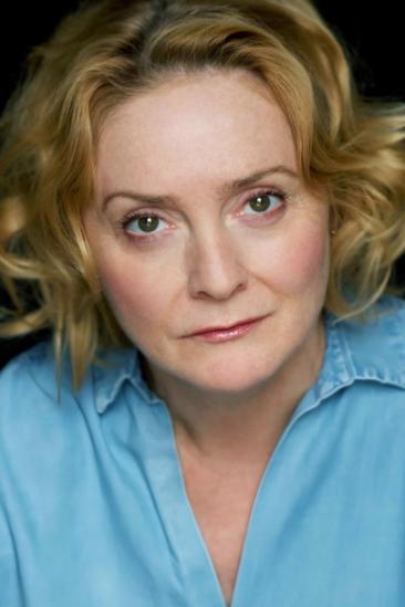Lizzie Hopley Image