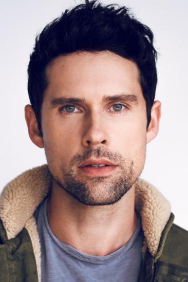 Benjamin Hollingsworth Image