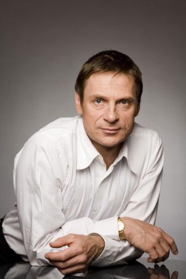 Simon Keenlyside Image