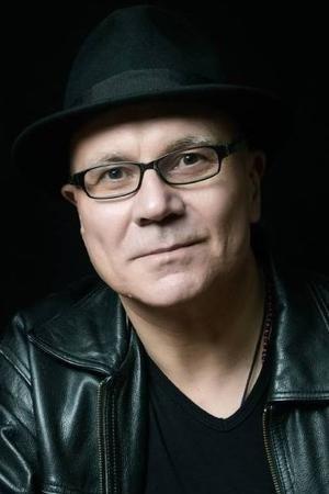 Andrew Collins Image