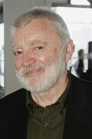 Max Cullen Image