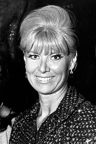 Sheila MacRae Image