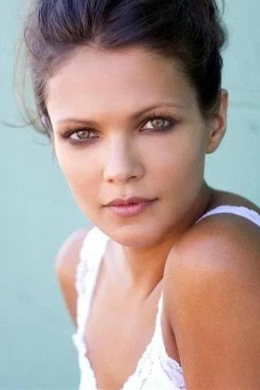 Anya Lahiri Image
