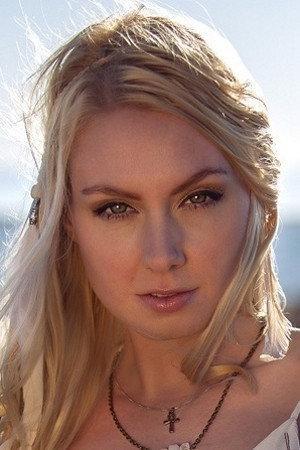 Christina Martine Image