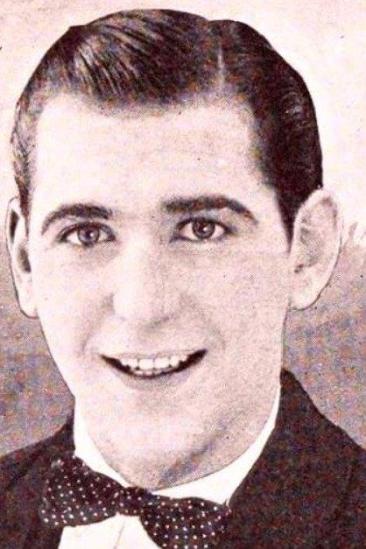 Kenneth MacDonald Image