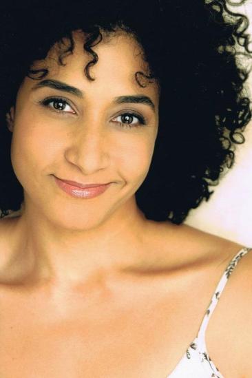 Bellina Logan Image