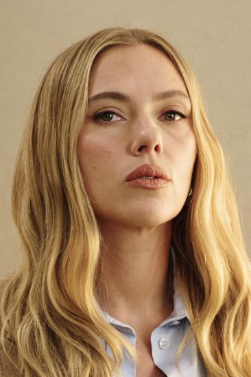 Scarlett Johansson Image