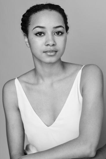 Emma Naomi Image