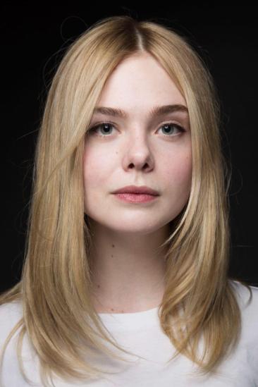 Elle Fanning Image