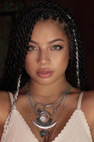 Kiana Ledé Image